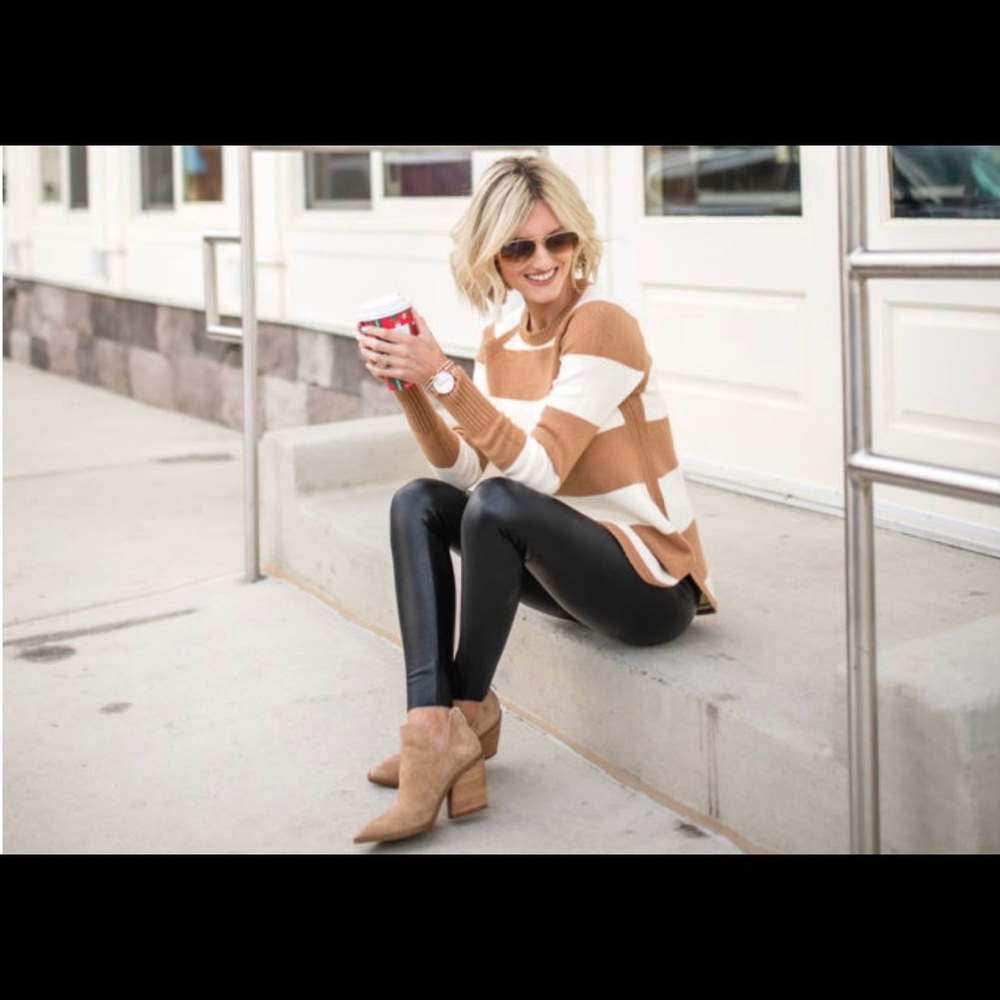 Tan and cream Loft three quarter sleeve sweater with white sequins